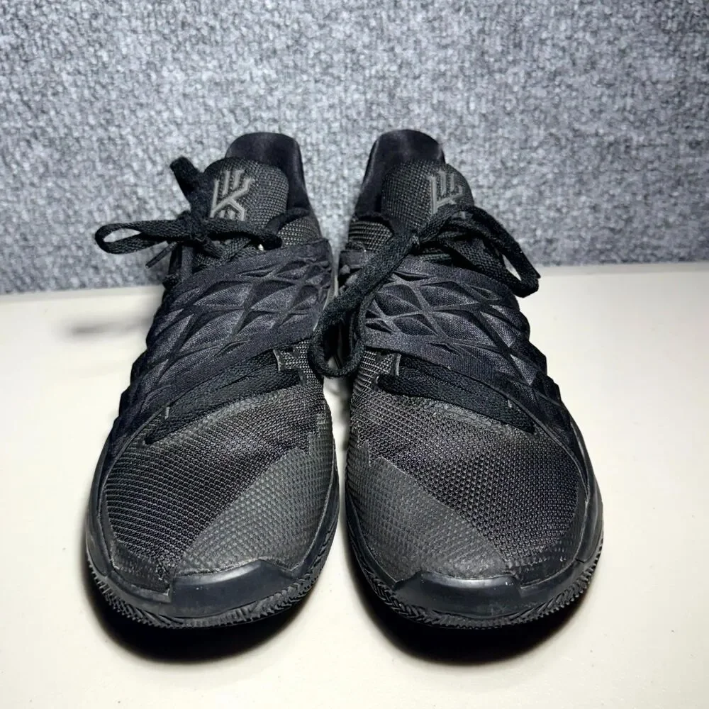 Nike Kyrie Low 1 Sneakers Men Size 12 Triple Black Comfort Lace Up Running Shoes